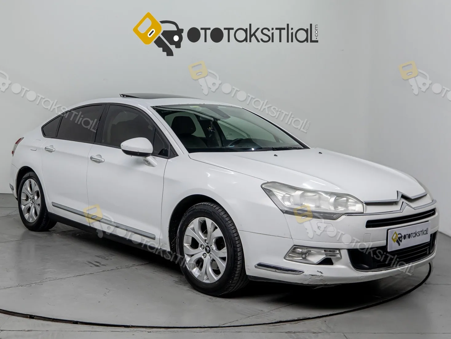 149.999₺  PEŞİNAT İLE 12-24-36 AY TAKSİT İMKANI CİTROEN C 5